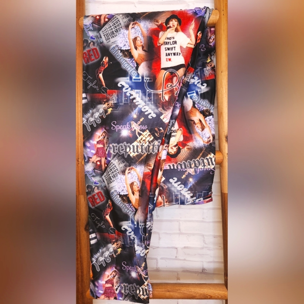 TAYLOR SWIFT custom, full length leggings w/pockets